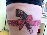 Glaudiator, Gun Tattoo